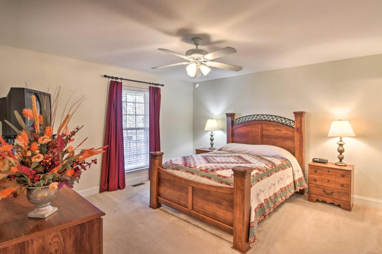 Blairsville Home With Deck And Stunning Mountain Views Hood Luaran gambar