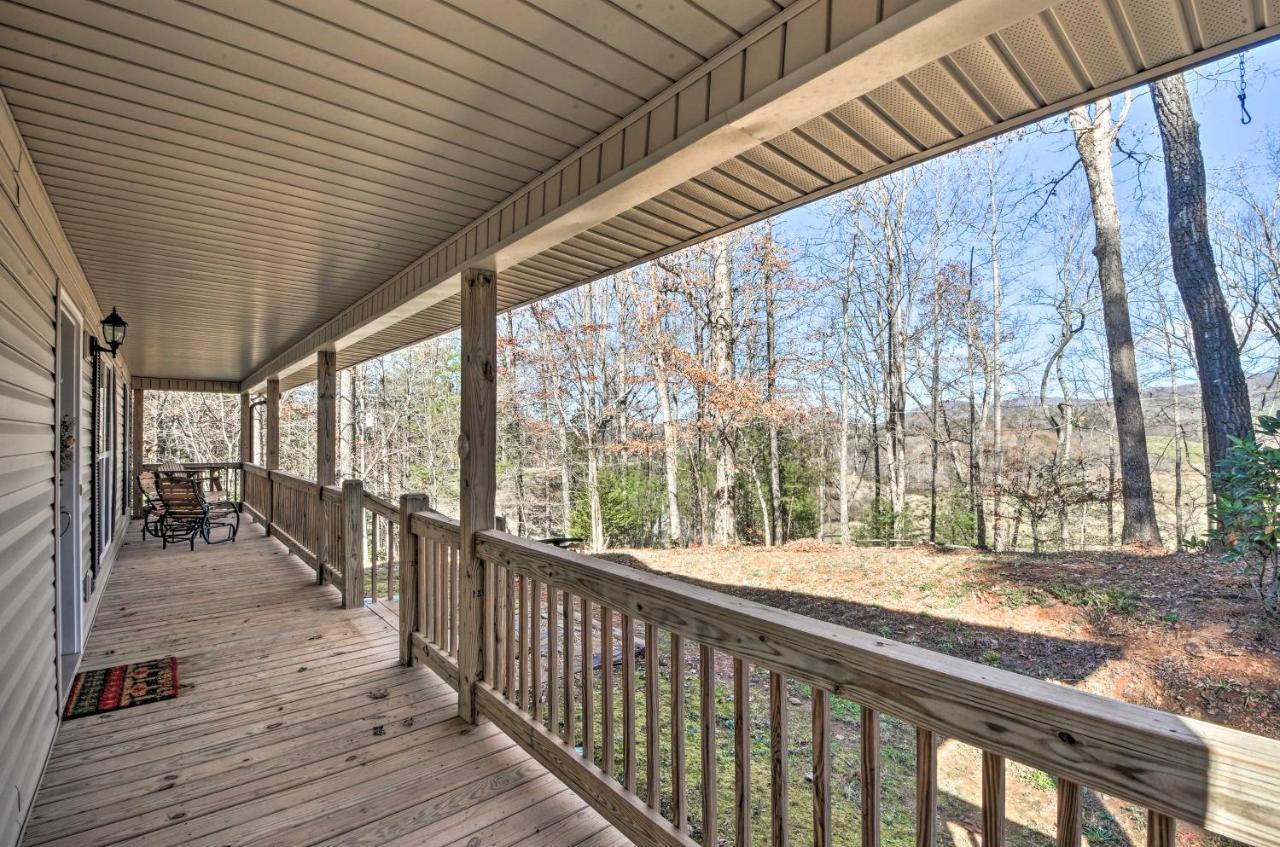 Blairsville Home With Deck And Stunning Mountain Views Hood Luaran gambar